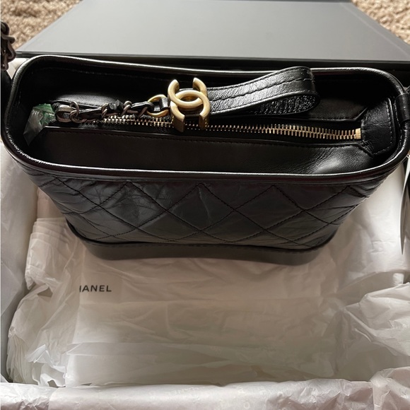 Limited Edition-Authentic NWT Chanel black Embellished small Gabrielle bag - Picture 5 of 12